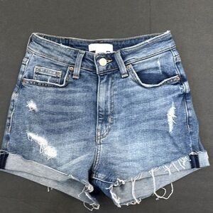 H&M cut off denim shorts size 2